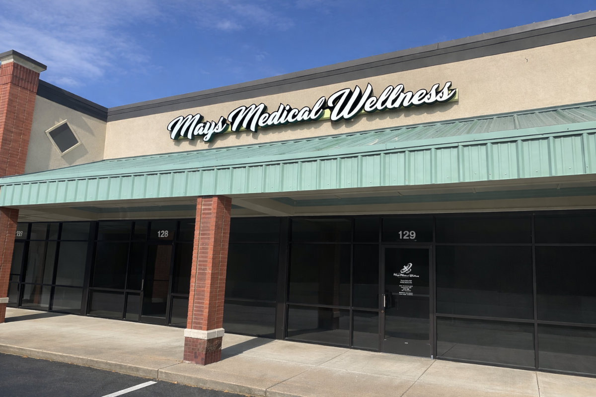 Mays Medical Clinic exteriror front.